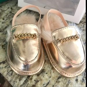 NIB Aldo Slippers 6-9M ;